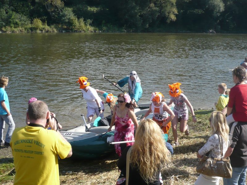 Raftov preteky - Karneval na vode 2011